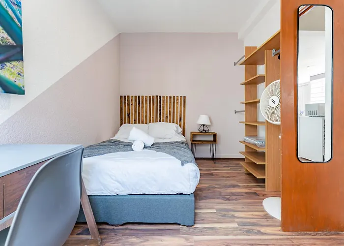 Santa Ma La Ribera Lofts By Vh Apartment