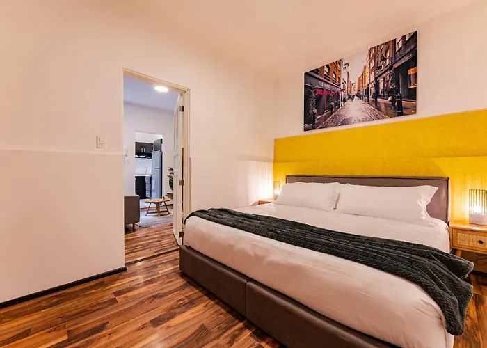 Santa Ma La Ribera Lofts By Vh