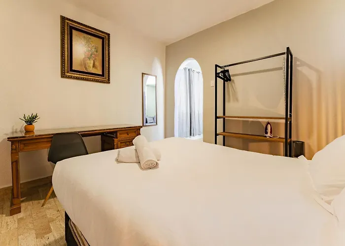 Santa Ma La Ribera Lofts By Vh *
